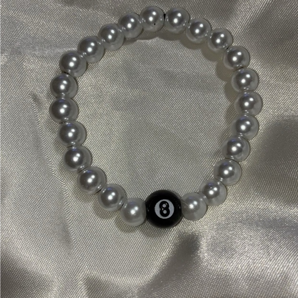 White Pearl Stretch Bracelet with Black 8-Ball Accent